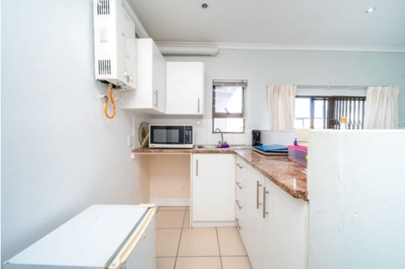 5 Bedroom Property for Sale in Bonnie Doone Eastern Cape